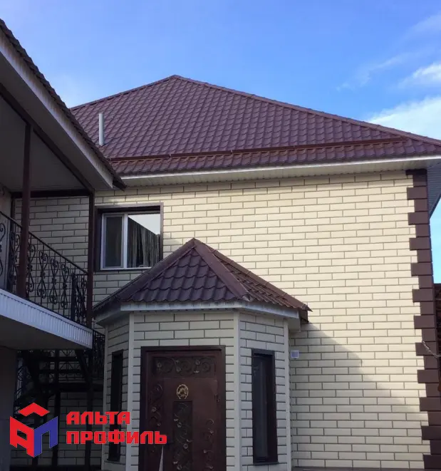 Отделочный элемент № 2 (коричневый), 0,25 х 0,25 м.