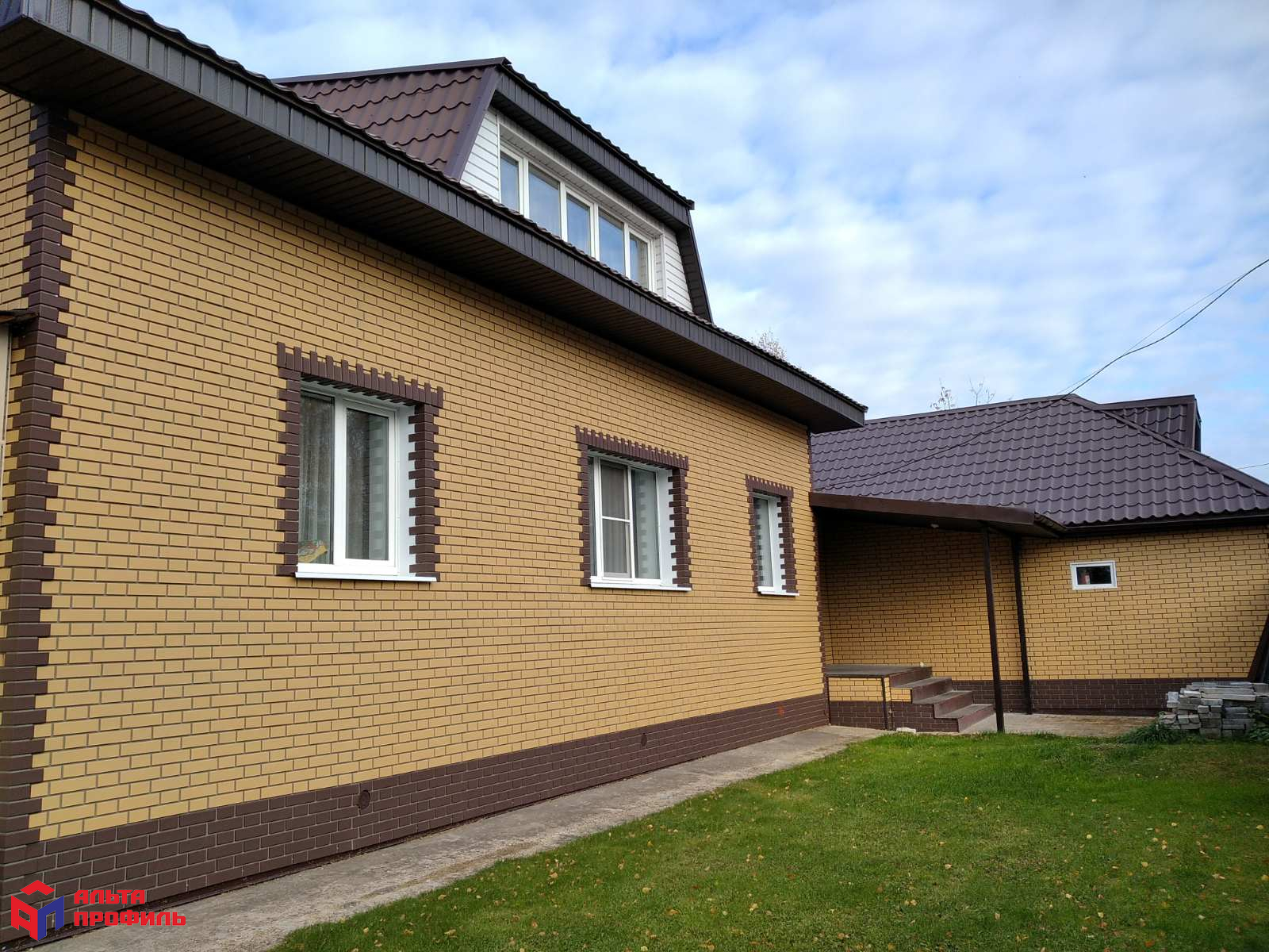 НАРУЖНЫЙ УГОЛ КИРПИЧ КЛИНКЕРНЫЙ, ЦВЕТ КОРИЧНЕВЫЙ