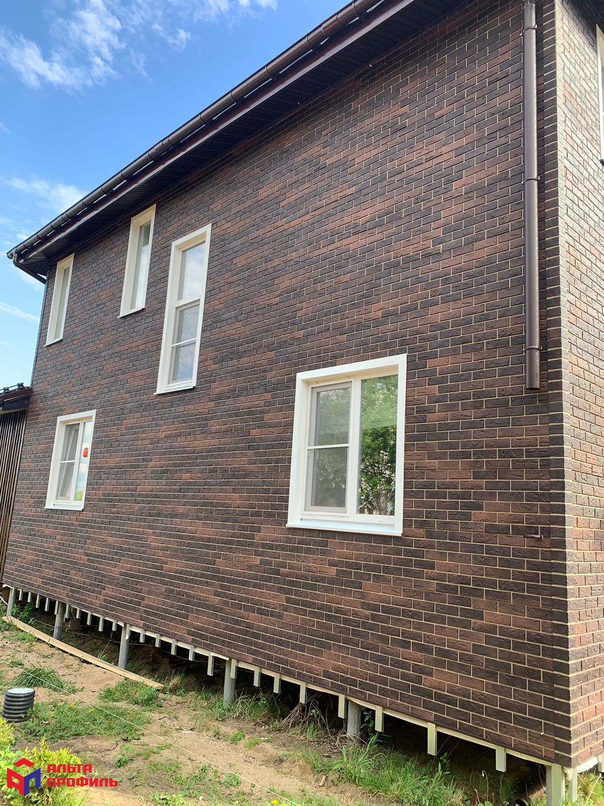 НАРУЖНЫЙ УГОЛ КИРПИЧ, ЦВЕТ ЖЖЁНЫЙ