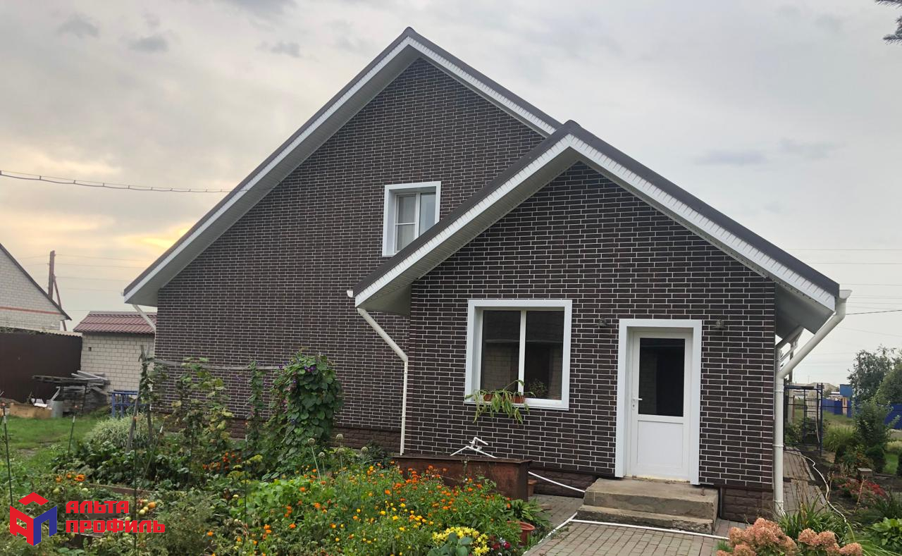 НАРУЖНЫЙ УГОЛ КИРПИЧ РИЖСКИЙ, ЦВЕТ 05