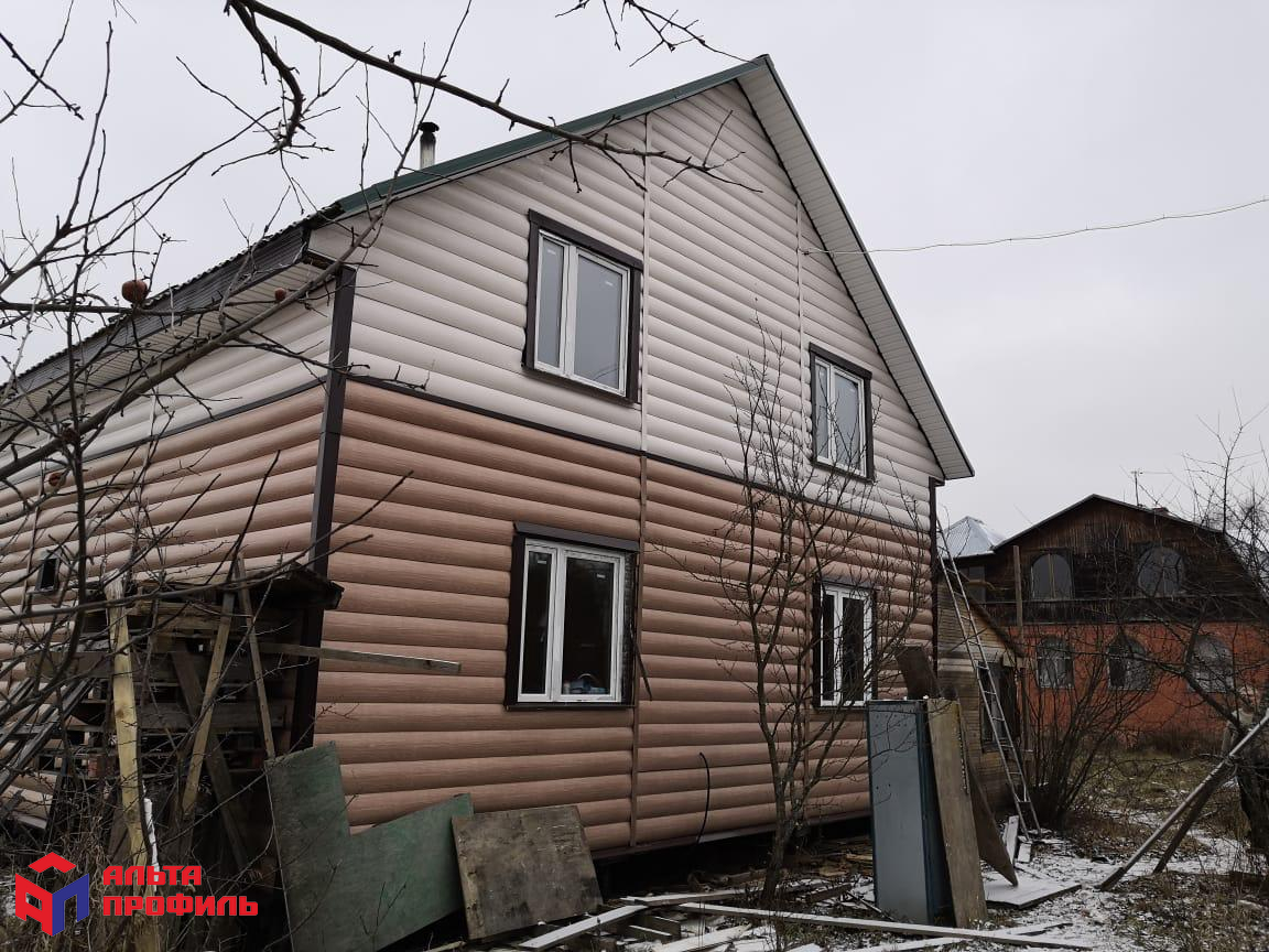 БЛОКХАУС Виниловый сайдинг | Люкс, Орех ВН-01 3100х200мм