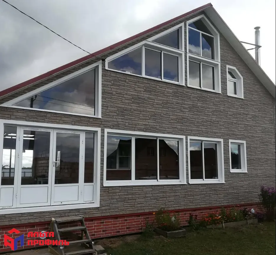 НАРУЖНЫЙ УГОЛ КИРПИЧ РИЖСКИЙ, ЦВЕТ 04