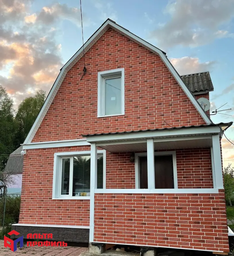 НАРУЖНЫЙ УГОЛ КИРПИЧ РИЖСКИЙ, ЦВЕТ 04