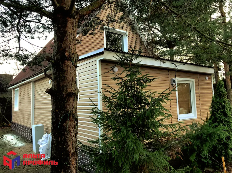 КАНАДА ПЛЮС Виниловый сайдинг | Люкс, Каштан 3м