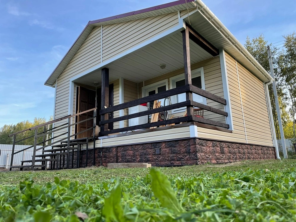 Отделка цоколя дома