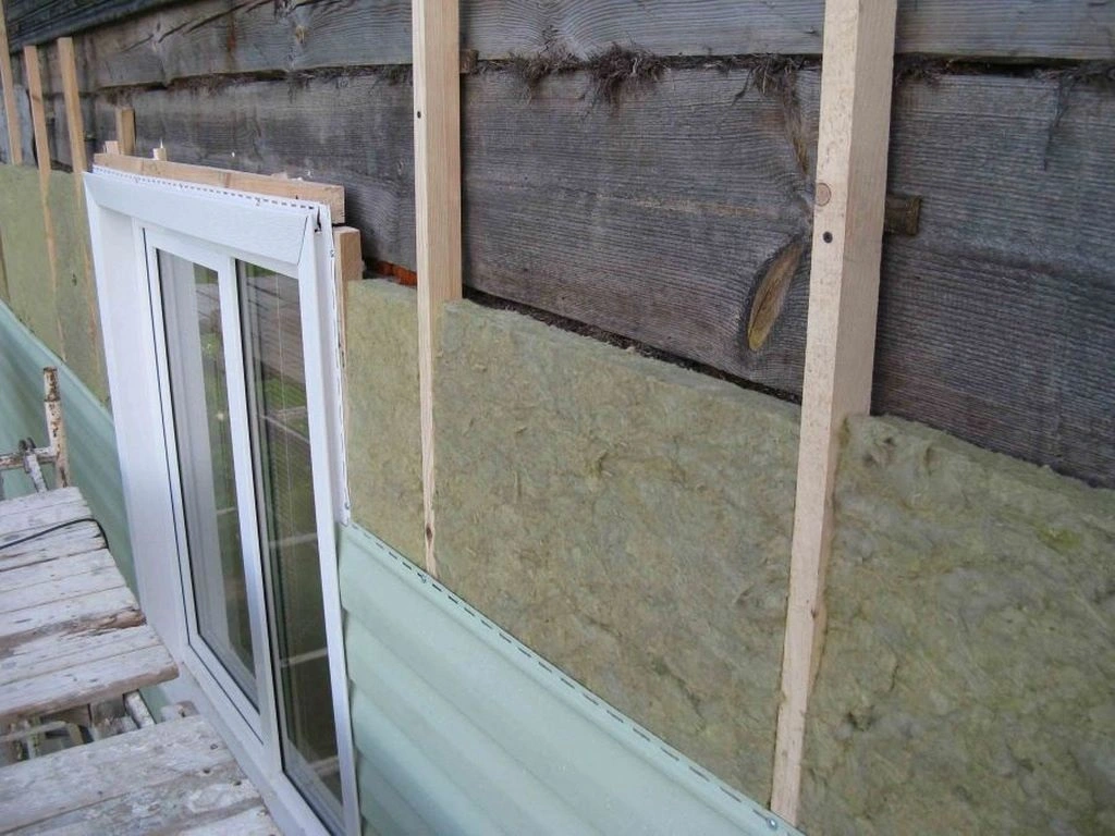 Утеплитель не может заменять вентзазор Утеплитель не может заменять вентзазор