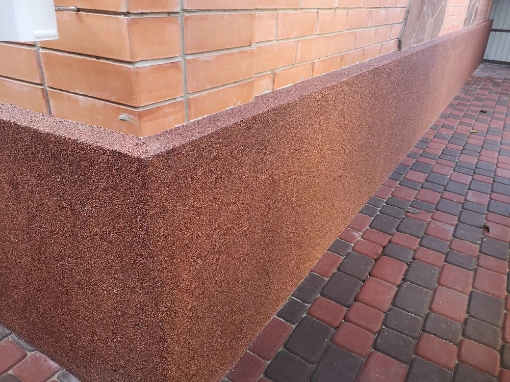 Оштукатуренный цоколь