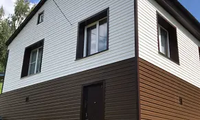 Альта Классика (Белый) и Канада Плюс (Орех Тёмный)